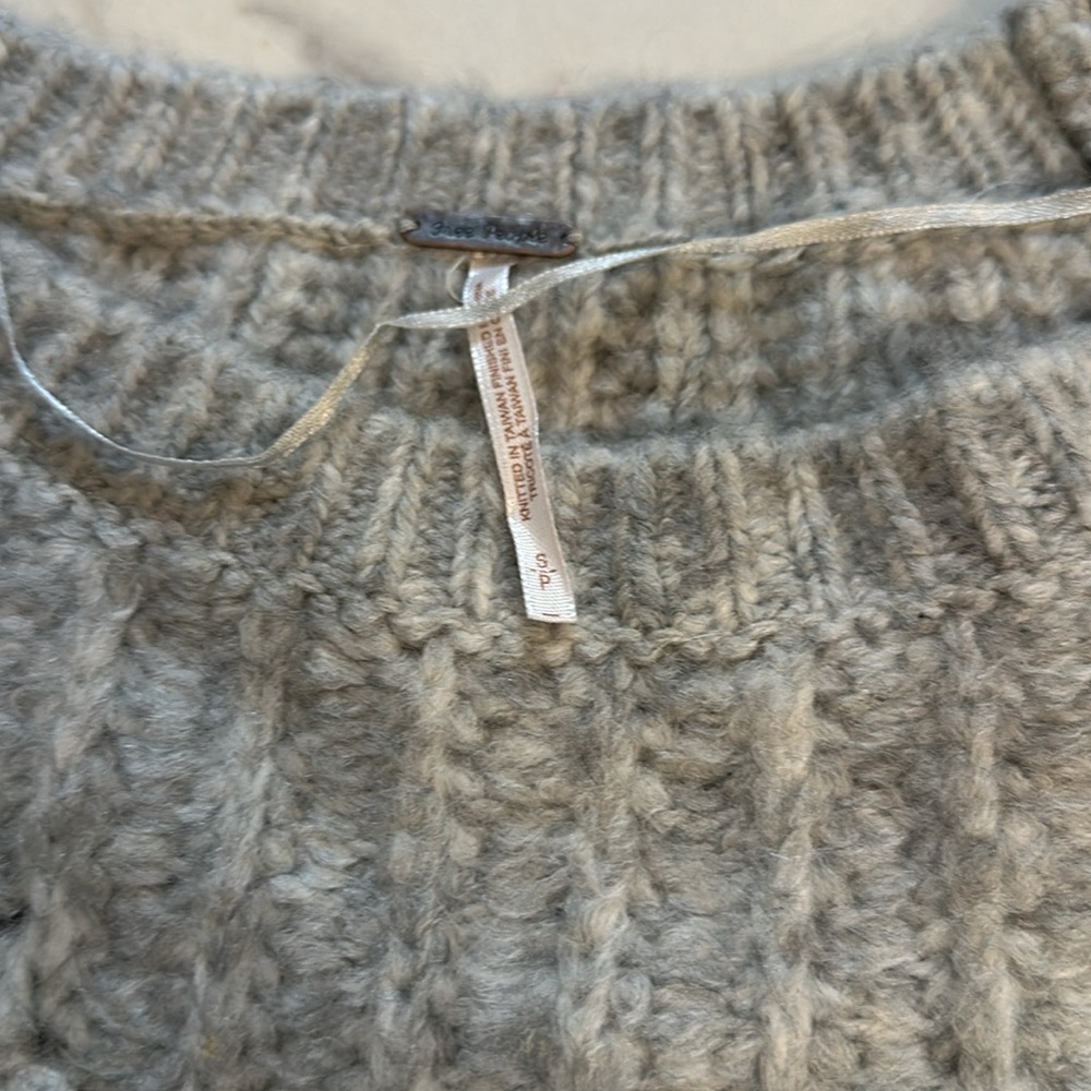 Cozy free people cropped sweater - Picture 2 of 5